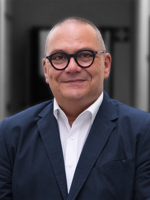 Dirk Woeste